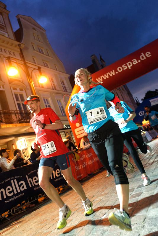 16. hella marathon nacht rostock: 800 Jahre Rostock & Jubiläumsstaffel