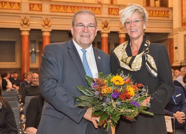 Professor Wolfgang Schareck startet als neuer alter Rektor in dritte Amtszeit