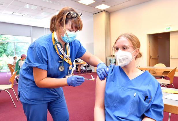 Klinikum Südstadt beendet hausinterne Impfkampagne – rund 80 Prozent geschützt