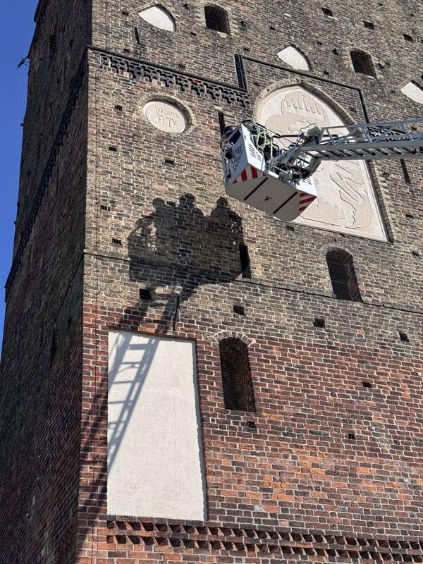 Schäden an der Fassade: Kröpeliner Tor bis auf Weiteres geschlossen