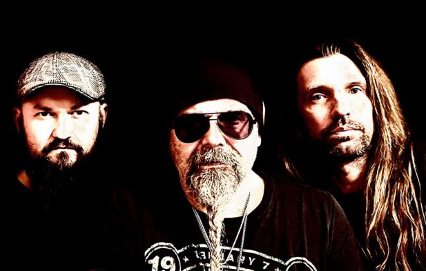 BLUESLEGENDE MIT NEUER FORMATION IM KURHAUSGARTEN WARNEMÜNDE