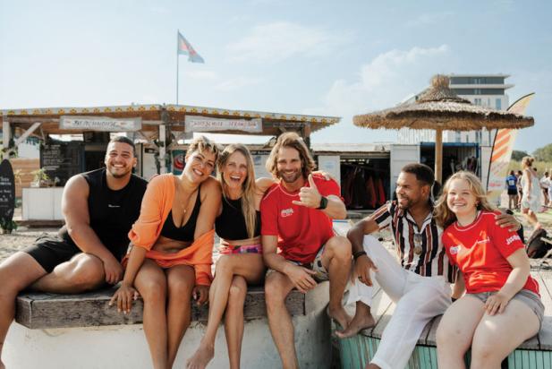 Beachhouse Opening
