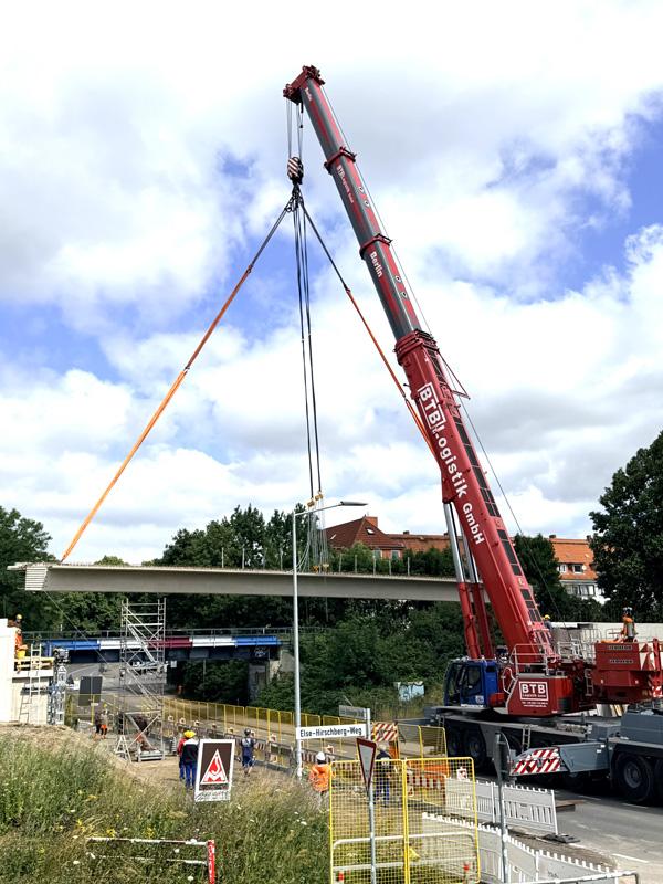 Rostock News: Erste Radschnellwegbrücke im Land entsteht in Rostock