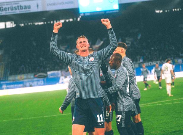 EMIL HOLTEN BLEIBT HANSEAT