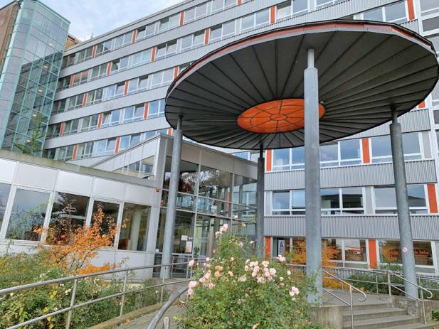 Mehrere Mitarbeiter am Klinikum Südstadt positiv getestet