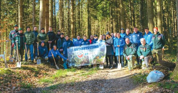 RUND 2.000 BÄUME GEPFLANZT