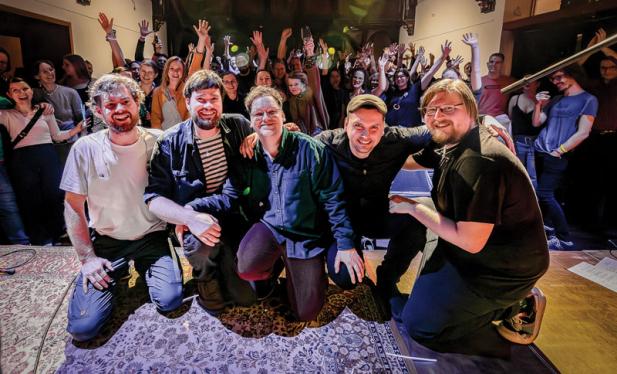 Pallut – mit den Füßen im Küstensand