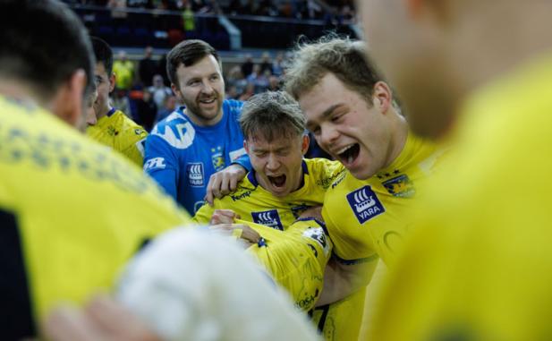 Rostock News: Dank bärenstarker Abwehr: Empor gewinnt Derby gegen den Stralsunder HV