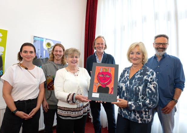 Hallo, hier kommt der Teufel fürs Theater