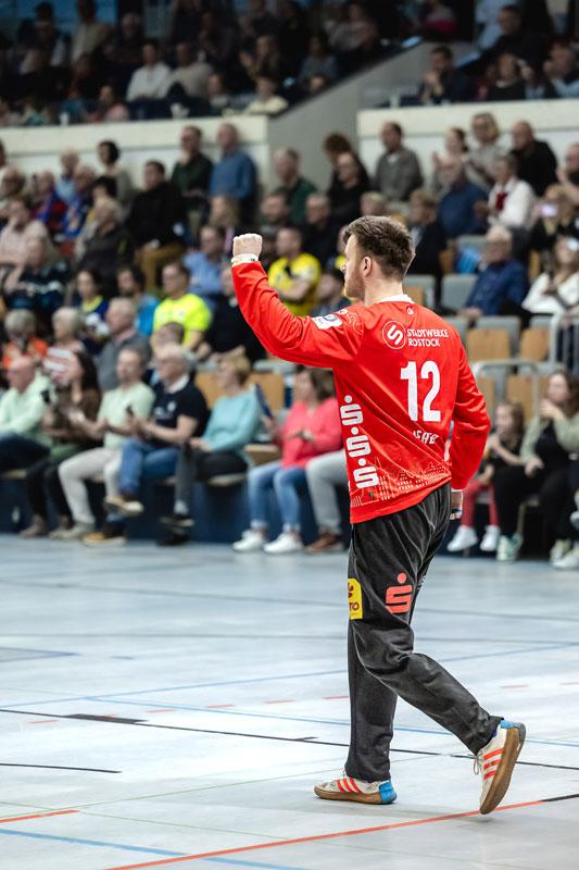 Rostock News: Nach deutlicher Steigerung: Empor verbucht 36:26-Erfolg über Schlusslicht LHC Cottbus