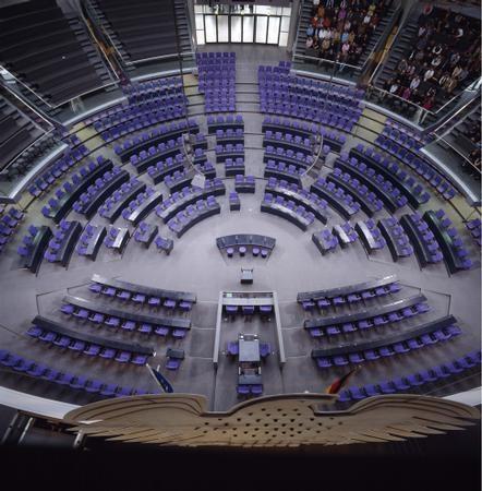 Castor-Transport nach Lubmin sorgt für Streit im Bundestag