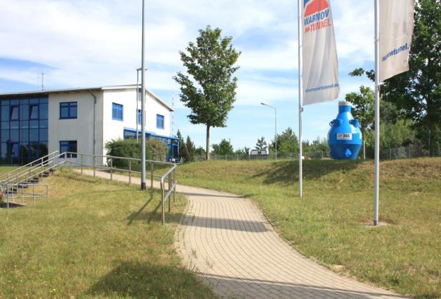 Wissensboje an der Mautstation gesetzt