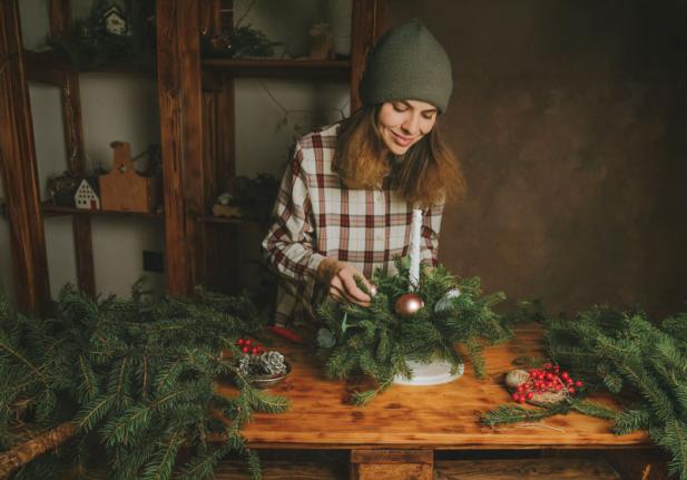 Der Adventskranz – Licht, Hoffnung und Handwerkskunst